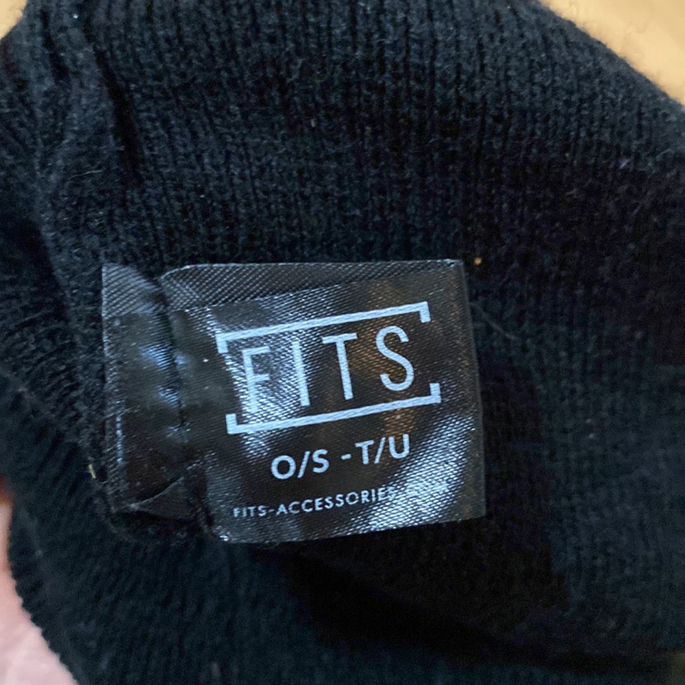 Toque Black - Picture 2 of 2